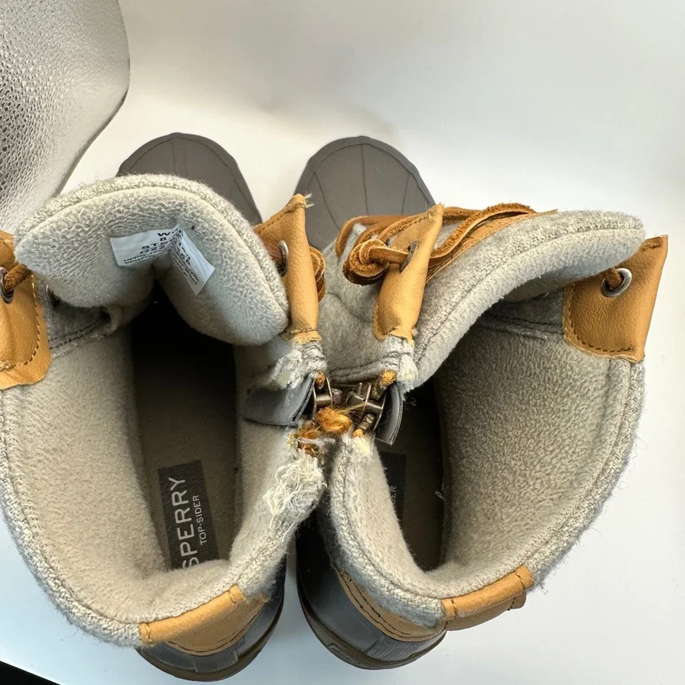 Sperry Saltwater Duck Boots Women 8.5 Grey Wool Rubber Winter Rain Preppy